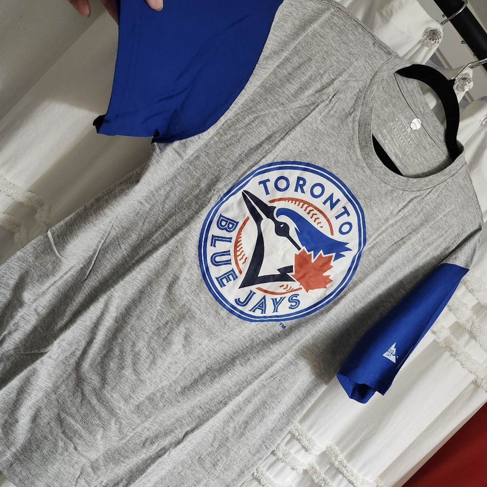 Brand New MLB Toronto Blue Jays. Size Large. Firm On Price!! - Picture 3 of 9